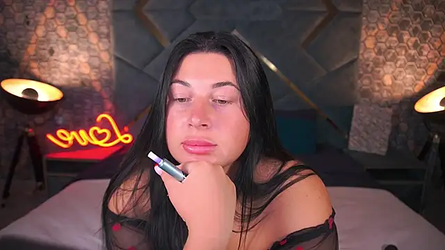 ArianaDarkk online show from 09/19/25, 08:02