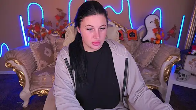 ArianaDarkk online show from 10/28/25, 08:52