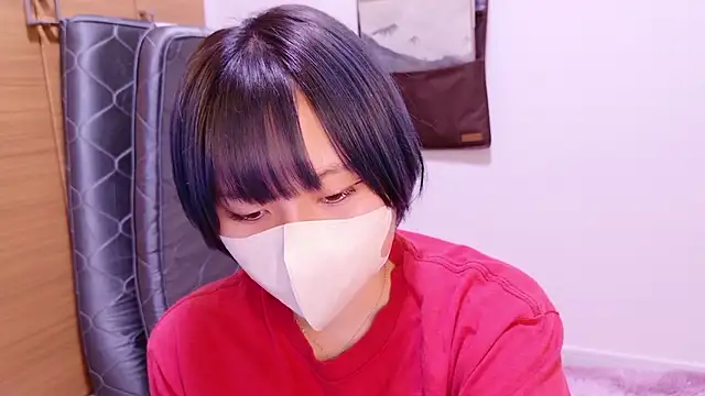senachinnn online show from 09/28/25, 08:32