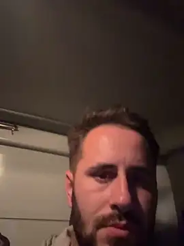 GeoGeorgee online show from 11/25/25, 04:07