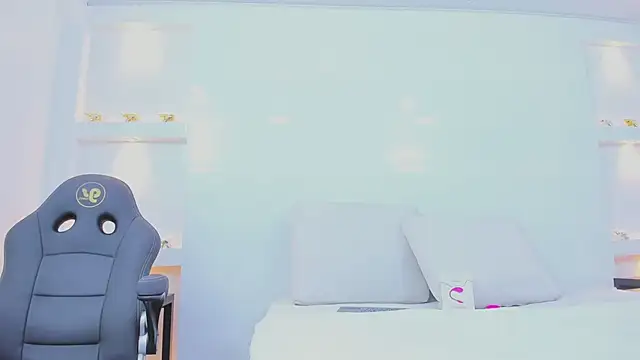 Dalia-Prada online show from 03/06/26, 04:18