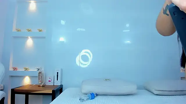 Snapshot of Dalia-Prada chatting on 12/22/25, 04:34 Dalia-Prada online show from 12/22/25, 04:34