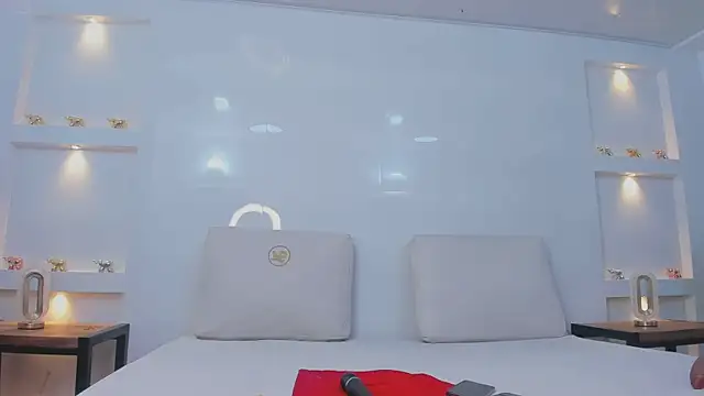 Dalia-Prada online show from 04/08/26, 03:52