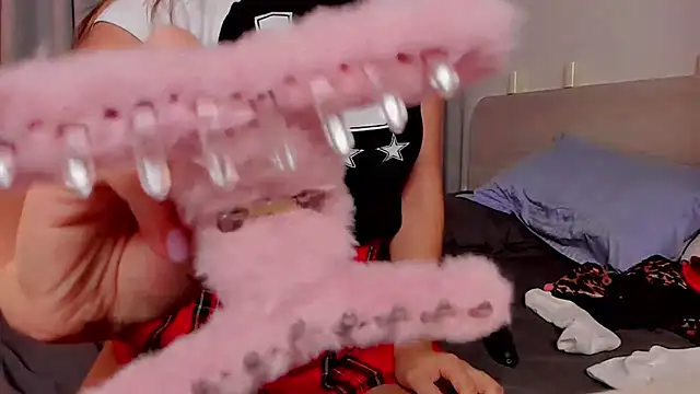 Snapshot of sexntease chatting on 03/22/25, 10:48 sexntease online show from 03/22/25, 10:48