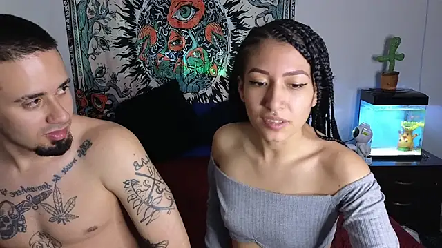 Snapshot of tony_and_sophia chatting on 02/03/26, 12:10 tony and sophia online show from 02/03/26, 12:10