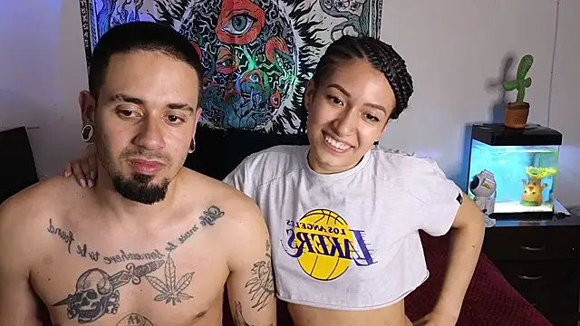 Snapshot of tony_and_sophia chatting on 02/05/26, 11:55 tony and sophia online show from 02/05/26, 11:55