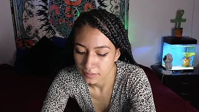 Snapshot of tony_and_sophia chatting on 02/04/26, 12:05 tony and sophia online show from 02/04/26, 12:05