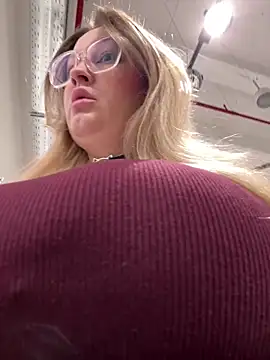 Teya moon  online show from 03/05/26, 02:46