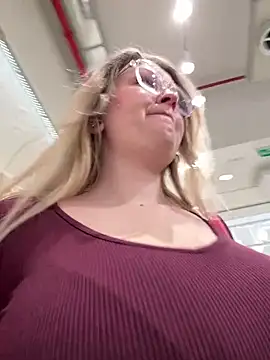 Teya moon  online show from 01/15/26, 09:34