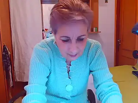 Snapshot of Victoria5643 chatting on 03/02/25, 02:58 Victoria5643 online show from 03/02/25, 02:58