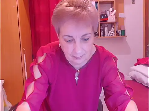 Victoria5643 online show from 12/05/25, 02:04