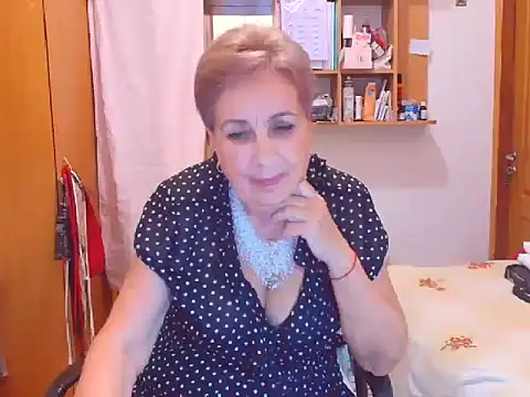 Snapshot of Victoria5643 chatting on 09/13/25, 06:52 Victoria5643 online show from 09/13/25, 06:52