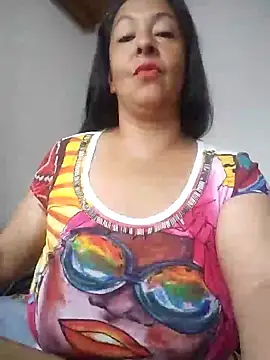 Catalina JH online show from 01/28/25, 12:22