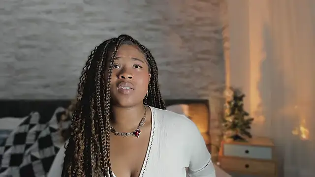 Snapshot of Anneth__M chatting on 01/15/26, 07:39 Anneth M online show from 01/15/26, 07:39