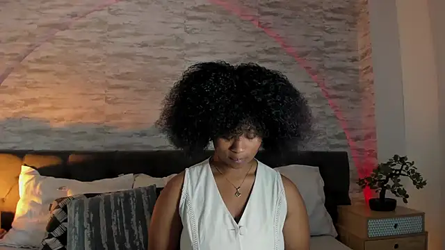 Anneth  M online show from 11/27/25, 07:47