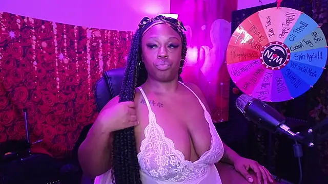 Snapshot of cheriserozequeen chatting on 05/23/26, 04:50 cheriserozequeen online show from 05/23/26, 04:50