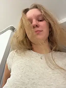 Ketitull online show from 12/22/25, 07:03