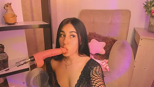 Snapshot of Chanttall_ chatting on 03/04/25, 01:12 Chanttall online show from 03/04/25, 01:12