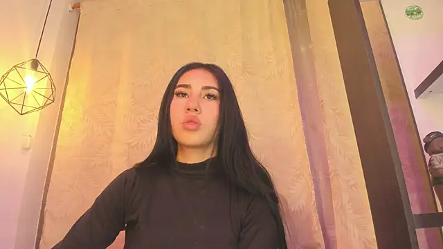 Snapshot of Chanttall_ chatting on 01/18/25, 04:48 Chanttall online show from 01/18/25, 04:48