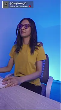 Snapshot of DanyNova_Co chatting on 03/16/25, 12:12 DanyNova Co online show from 03/16/25, 12:12