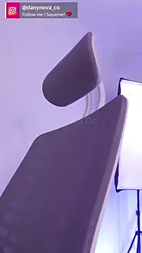 Snapshot of DanyNova_Co chatting on 03/13/25, 10:54 DanyNova Co online show from 03/13/25, 10:54