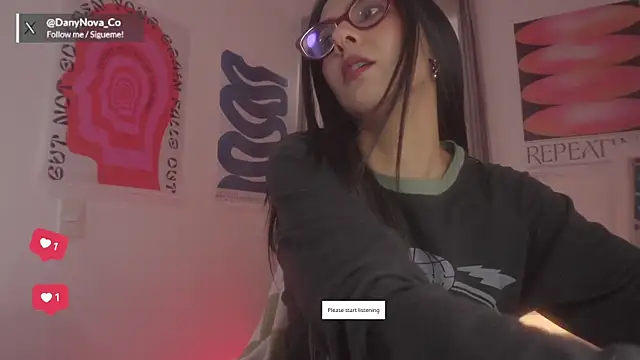 Snapshot of DanyNova_Co chatting on 09/08/25, 09:03 DanyNova Co online show from 09/08/25, 09:03