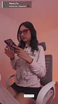 Snapshot of DanyNova_Co chatting on 03/09/25, 07:37 DanyNova Co online show from 03/09/25, 07:37