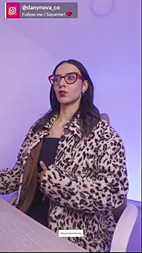 Snapshot of DanyNova_Co chatting on 03/19/25, 07:49 DanyNova Co online show from 03/19/25, 07:49