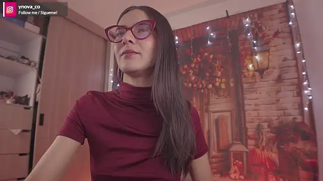 Snapshot of DanyNova_Co chatting on 11/12/25, 09:07 DanyNova Co online show from 11/12/25, 09:07