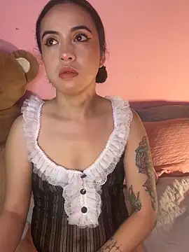 Snapshot of Nathy__8 chatting on 02/19/25, 03:17 Nathy 8 online show from 02/19/25, 03:17