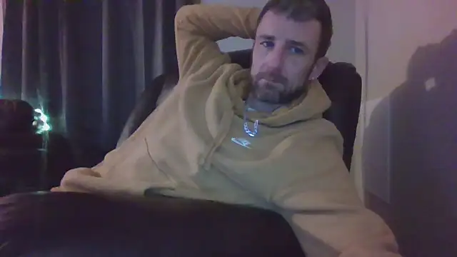 HungStud4You online show from 02/18/25, 08:27