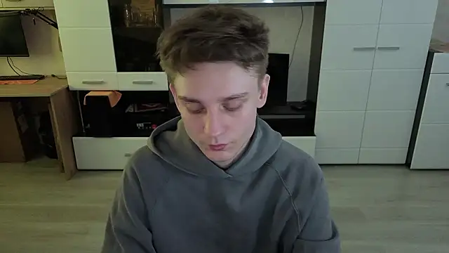 angryzan online show from 03/18/26, 07:00