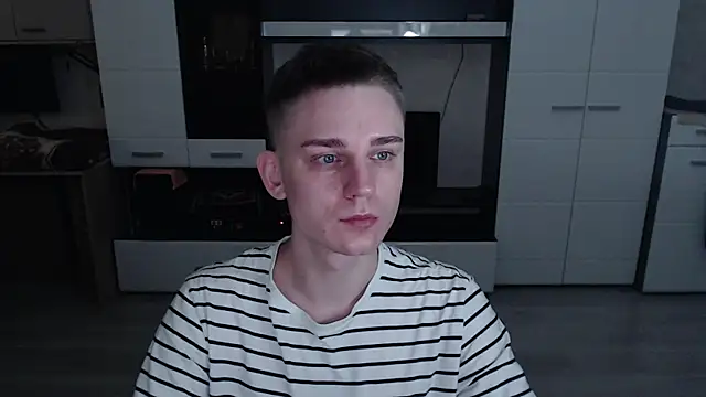 angryzan online show from 10/24/25, 05:17