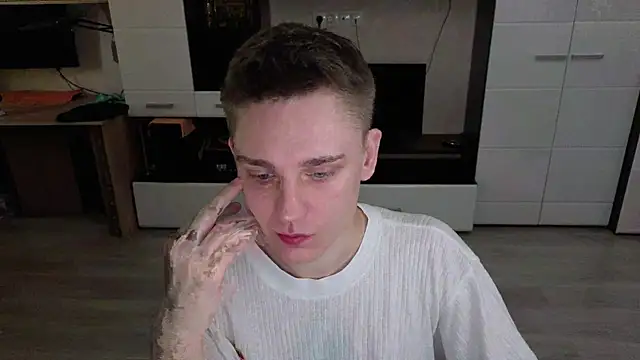 angryzan online show from 11/05/25, 07:11