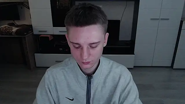 angryzan online show from 10/15/25, 05:17