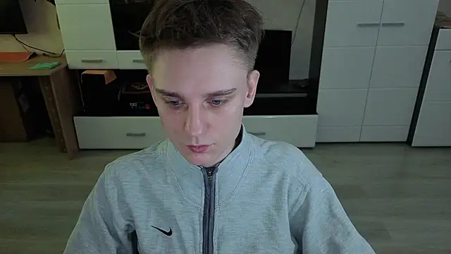 angryzan online show from 02/11/26, 06:13