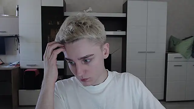 angryzan online show from 03/10/25, 07:44