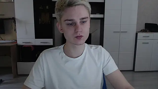 angryzan online show from 03/17/25, 07:13