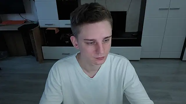 angryzan online show from 11/28/25, 04:45