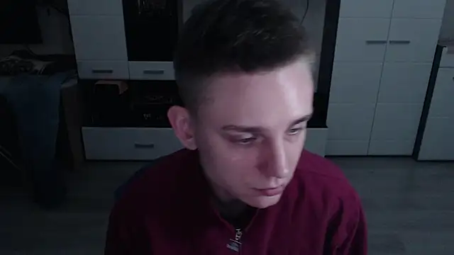 angryzan online show from 10/31/25, 04:20