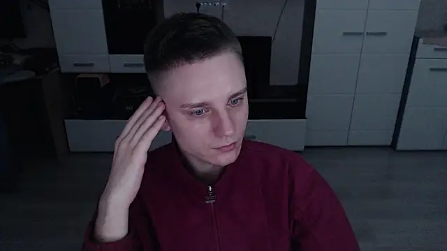 angryzan online show from 10/21/25, 04:45