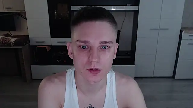 angryzan online show from 10/20/25, 04:47