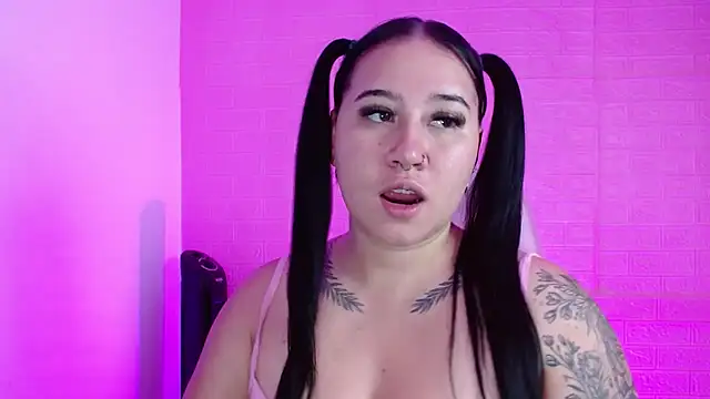  hooly online show from 10/11/25, 01:56