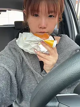 Snapshot of linko12334 chatting on 02/14/25, 01:45 linko12334 online show from 02/14/25, 01:45