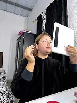 Sofia Queen17 online show from 12/05/25, 11:09