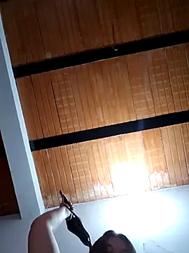 Snapshot of Sofia_Queen17 chatting on 02/19/25, 10:45 Sofia Queen17 online show from 02/19/25, 10:45