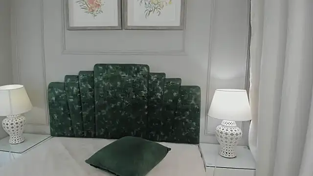 ana beckett online show from 10/26/25, 10:59