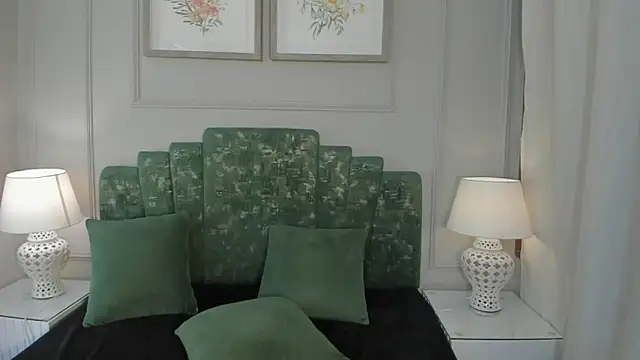Snapshot of ana_beckett chatting on 03/02/25, 02:04 ana beckett online show from 03/02/25, 02:04