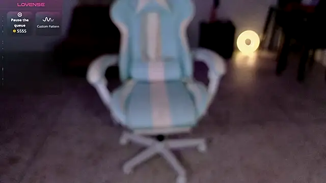 Peggy Funn online show from 10/27/25, 12:11