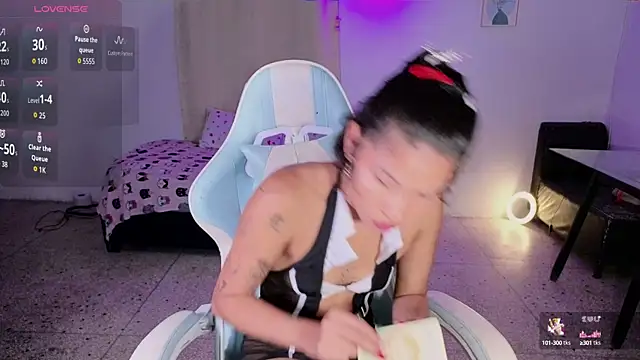 Peggy Funn online show from 09/29/25, 11:43